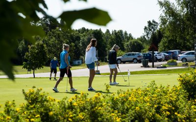 Spel med medlem ger dig som gäst rabatterat pris på greenfee
